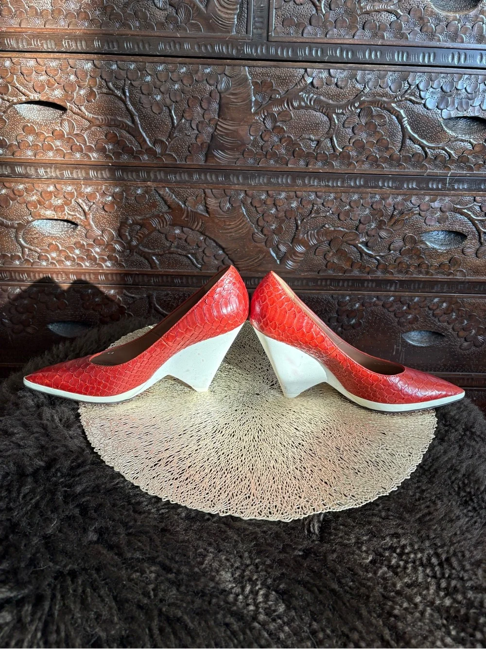 Givenchy Pointed-Toe Leather heels size 36